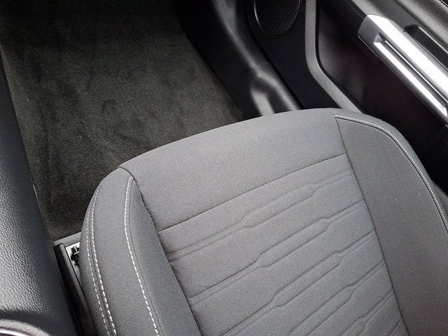 2017 Ford Mustang Base