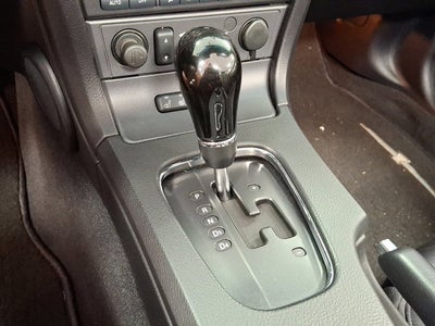 2004 Ford Thunderbird Deluxe