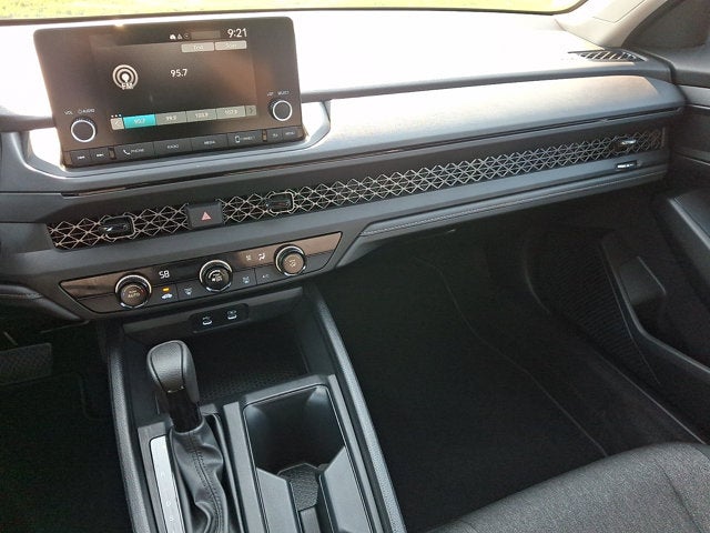 2025 Honda Accord Sedan LX