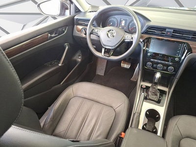 2022 Volkswagen Passat 2.0T Limited Edition