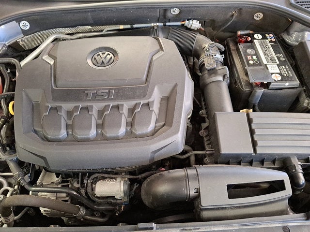 2022 Volkswagen Passat 2.0T Limited Edition