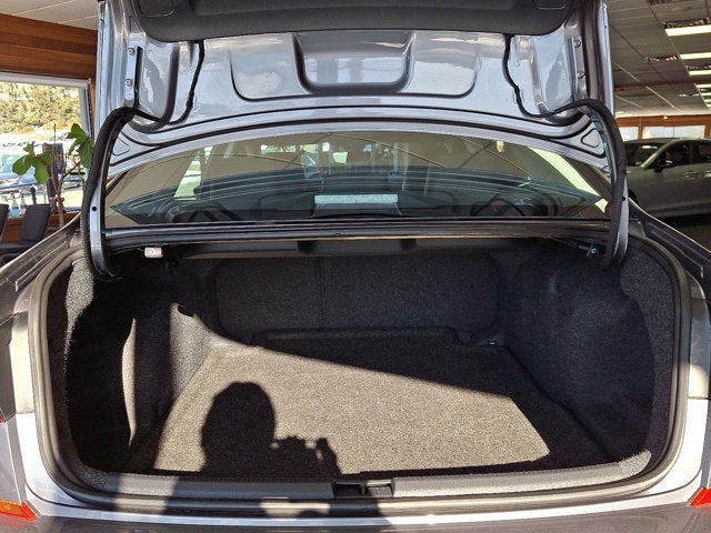 2022 Volkswagen Passat 2.0T Limited Edition