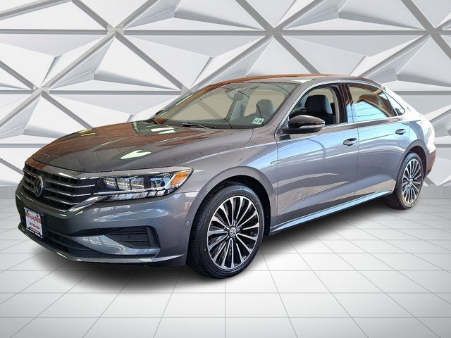 2022 Volkswagen Passat 2.0T Limited Edition