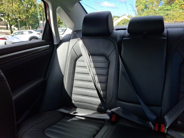 2017 Volkswagen Passat 1.8T SEL Premium