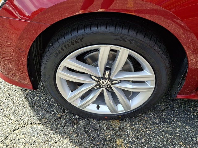 2017 Volkswagen Passat 1.8T SEL Premium
