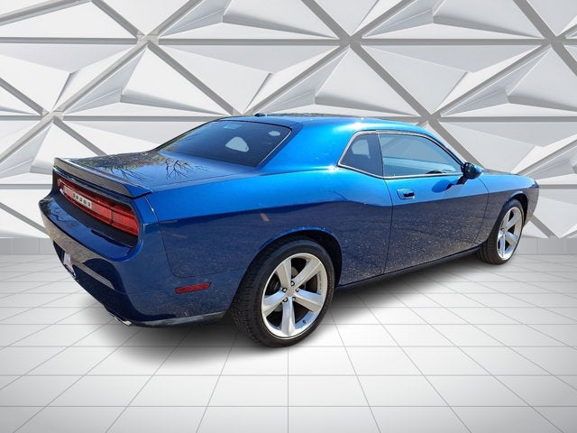 2009 Dodge Challenger Base