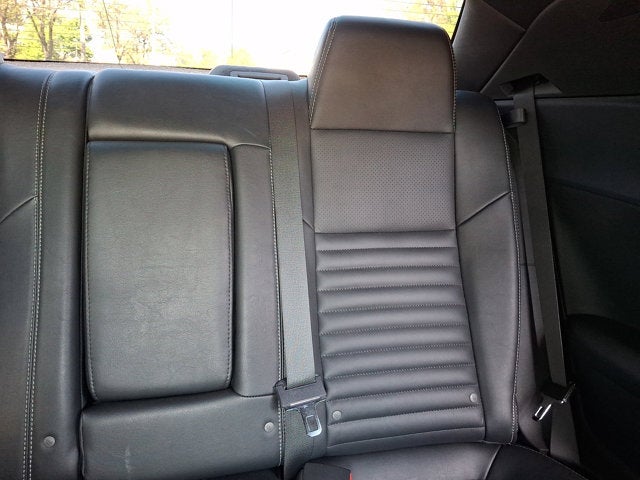 2009 Dodge Challenger Base