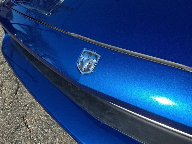 2009 Dodge Challenger Base