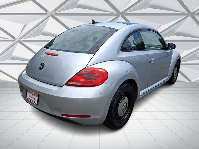 2014 Volkswagen Beetle 2.5L w/Sun