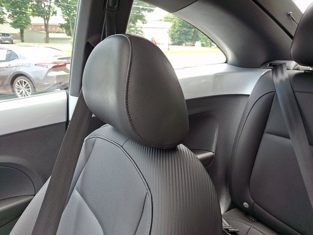 2014 Volkswagen Beetle 2.5L w/Sun