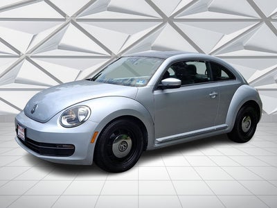 2014 Volkswagen Beetle 2.5L w/Sun