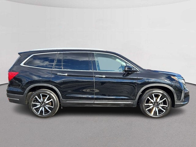 2022 Honda Pilot Touring 7-Passenger