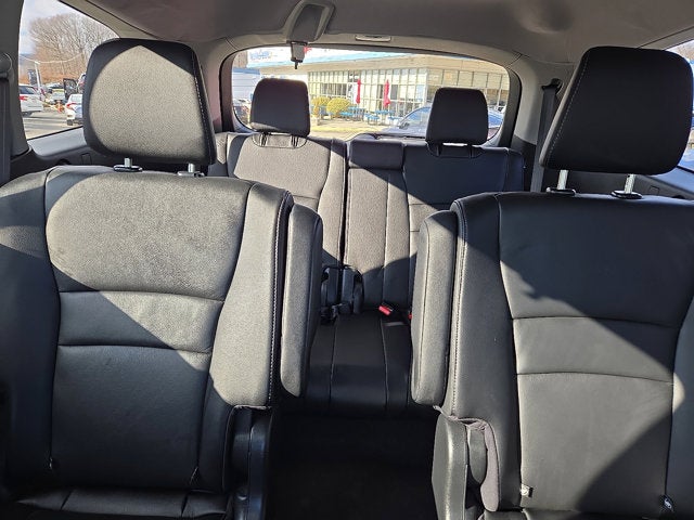 2022 Honda Pilot Touring 7-Passenger