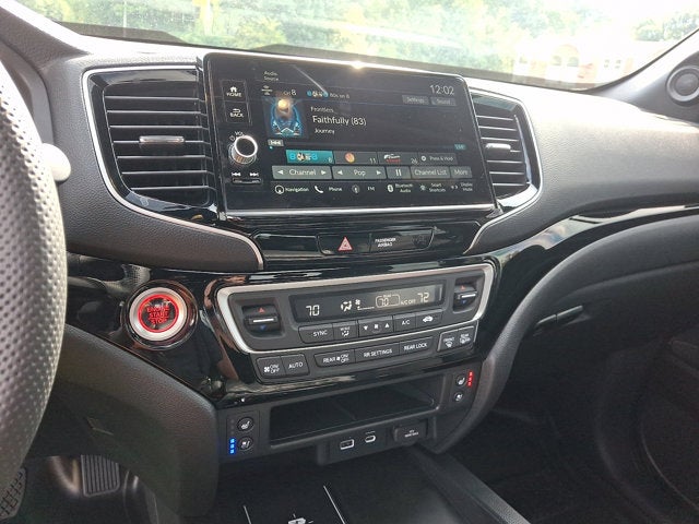 2026 Honda Ridgeline Black Edition Two-Tone