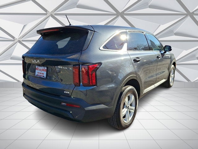 2023 Kia Sorento LX