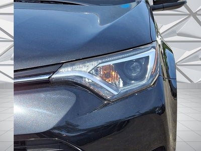2018 Toyota RAV4 Hybrid XLE